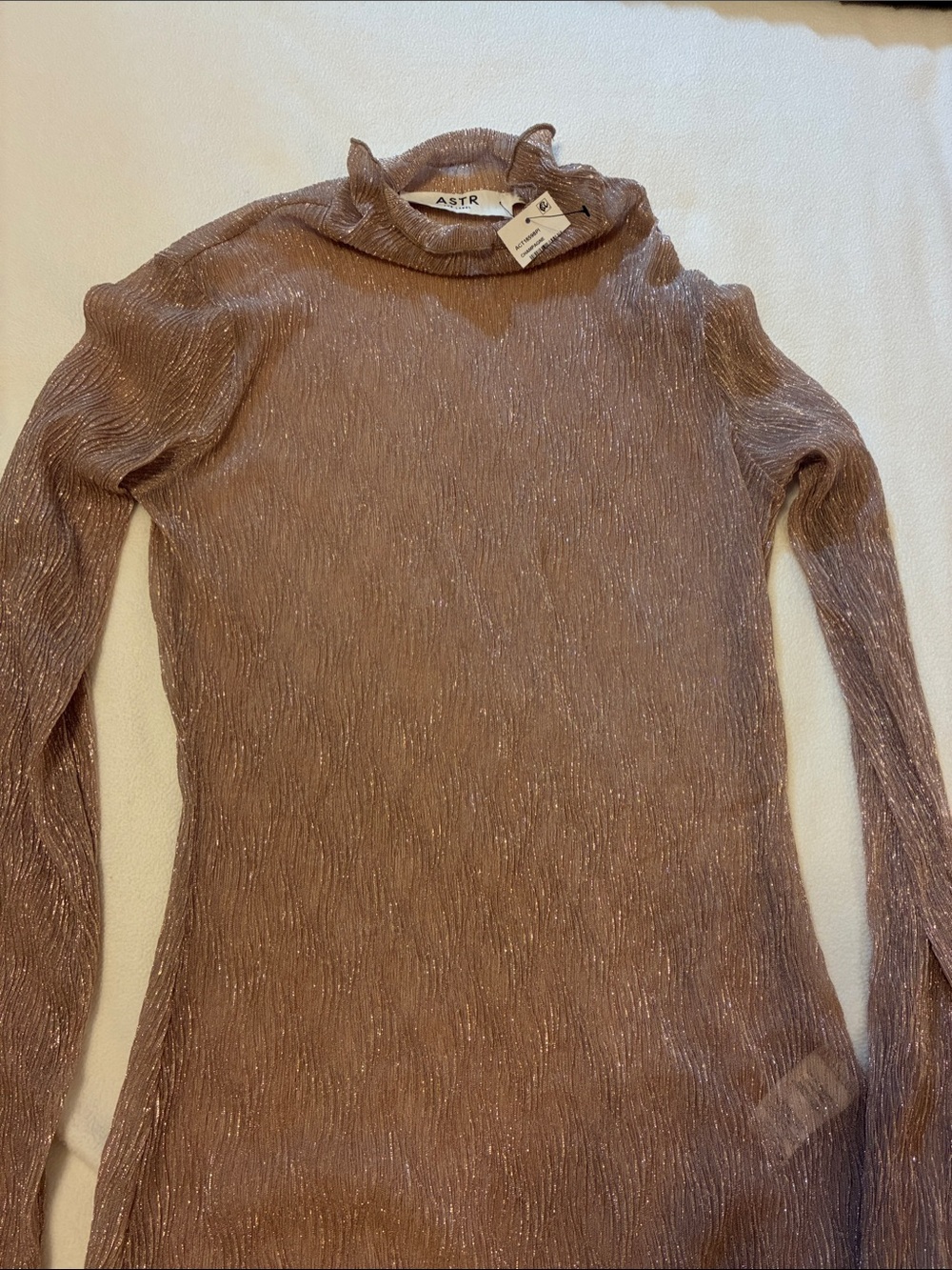 Astr Shimmery Mauve Ribbed Mock Neck Long Sleeve Top